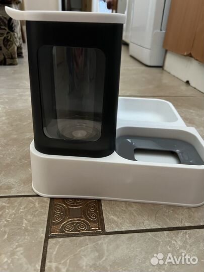 Автоматическая миска для животных