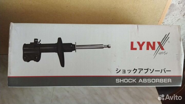 Стойка амортизатора передняя