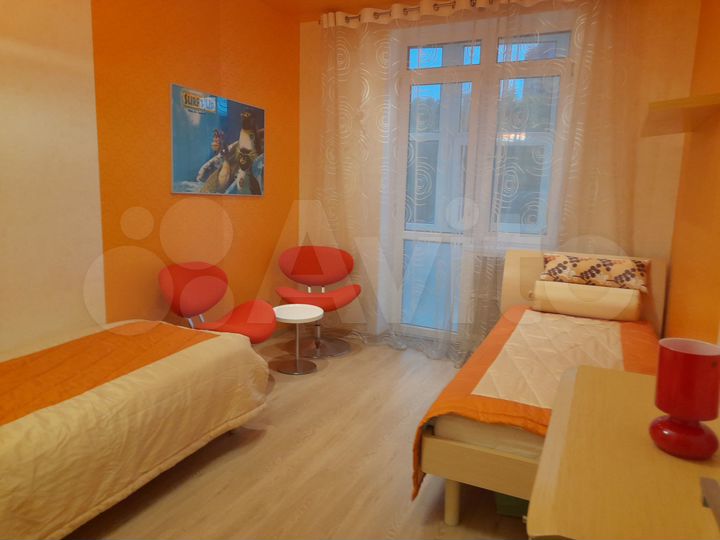 4-к. квартира, 101 м², 2/4 эт.