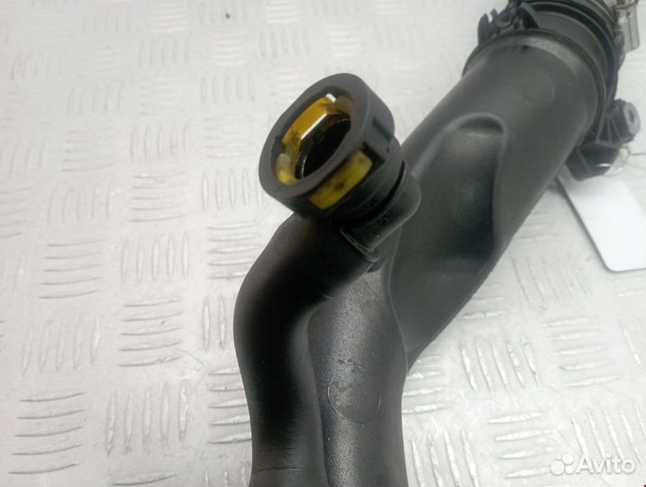 Патрубок воздушного фильтра Dacia Logan рест. 2010