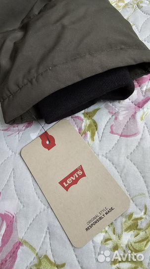 Пуховик парка Levis