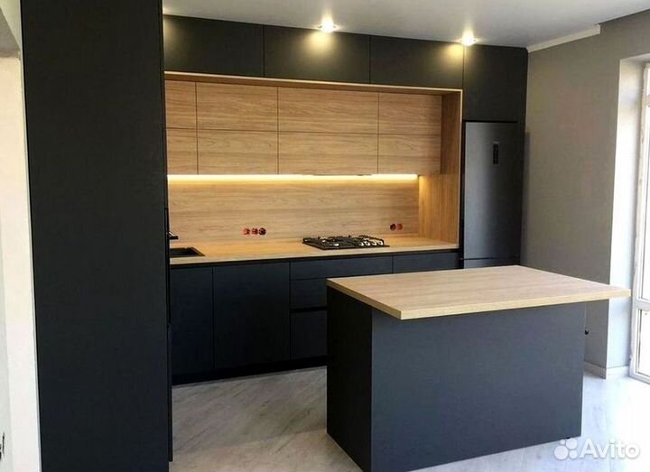 Кухонный гарнитур на заказ под ключ