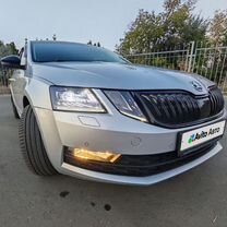 Skoda Octavia 1.8 AMT, 2017, 93 000 км, с пробегом, цена 2 330 000 руб.