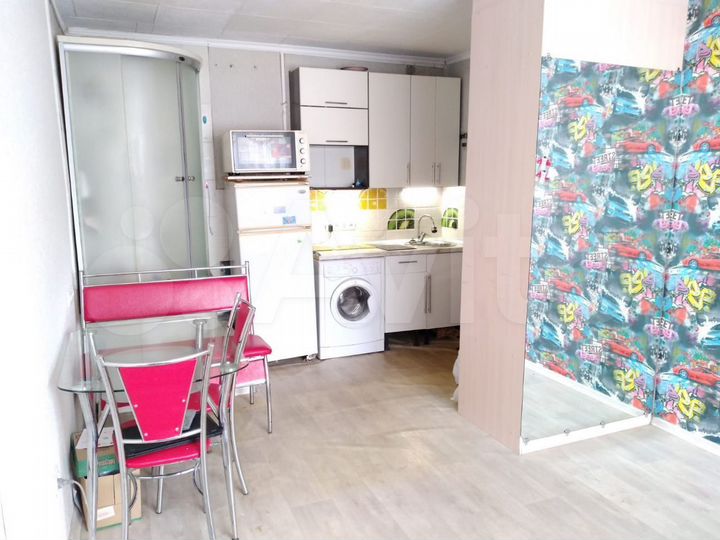 Комната 18 м² в 6-к., 2/5 эт.