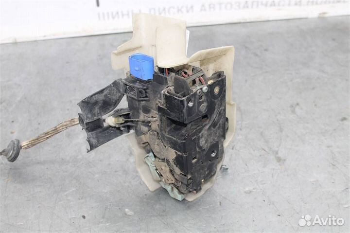 Замок двери передней левой Volkswagen Touareg (0