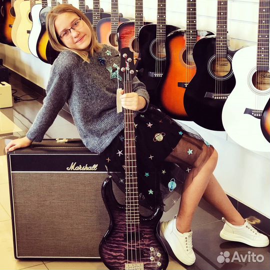 Шикарный ассортимент гитар