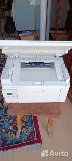 Цветной лазерный принтер бу