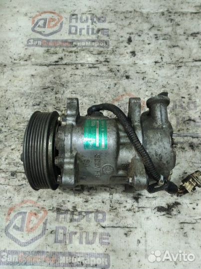 Компрессор кондиционера Peugeot 206 седан 1.4
