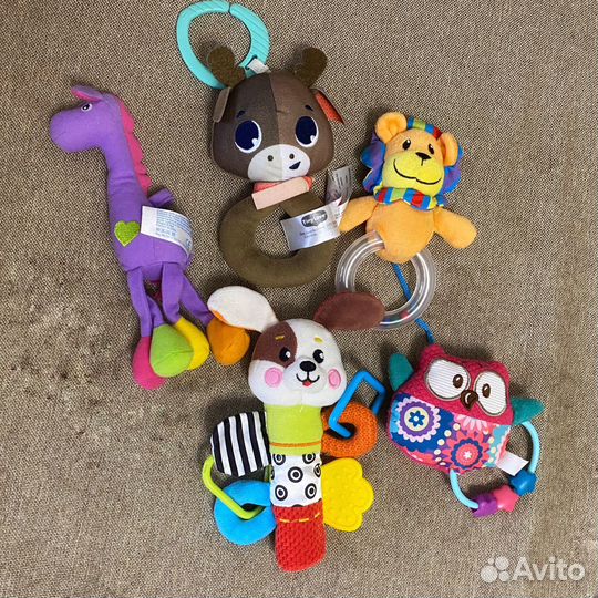 Развивающие игрушки пакетом
