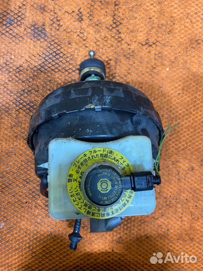 Вакуумный усилитель тормозов передний Audi Q5 I 8R