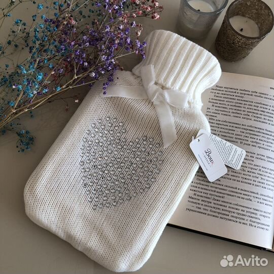 Грелка в милом свитере, Англия