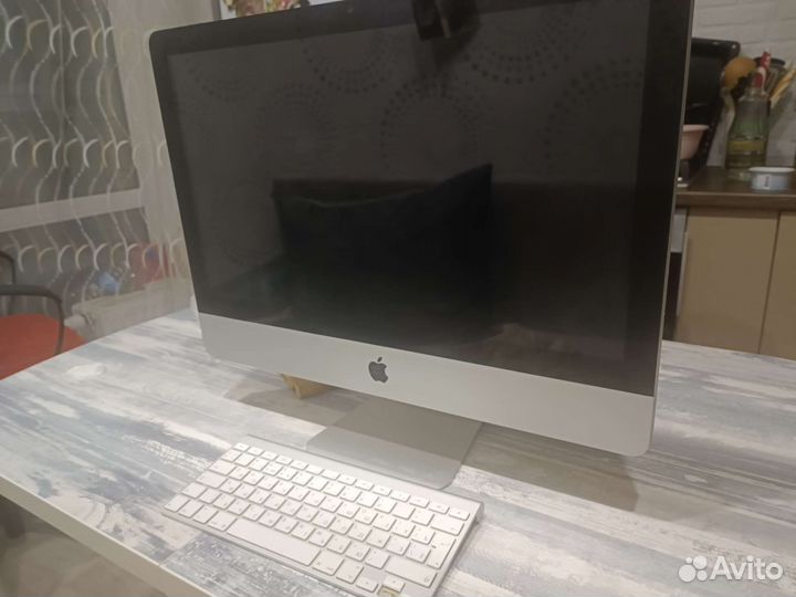 Apple iMac 21.5 2009 г.в
