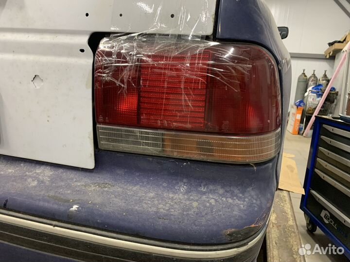 Фонарь задний правый Subaru Legacy BC BF