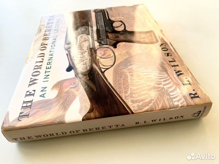 Книга The World of Beretta (R.L.Wilson) 2000