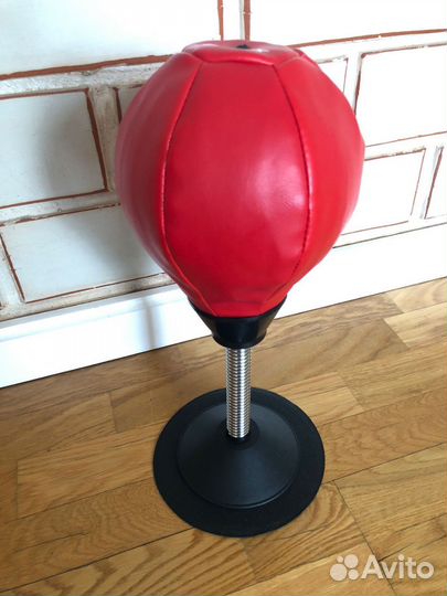 Спортивный инвентарь: груша, лапы, перчатки