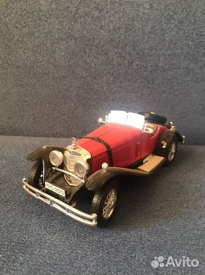 Продам коллекцию автомобилей 1:18 (Германия)