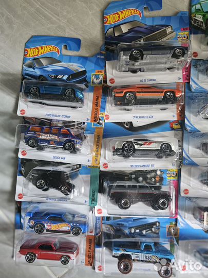 Hot wheels модель. Америка. Delorean, Ford, Dodge
