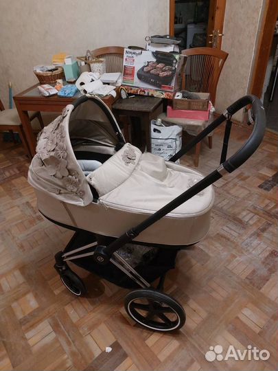 Коляска Cybex platinum Simply Flowers Beige