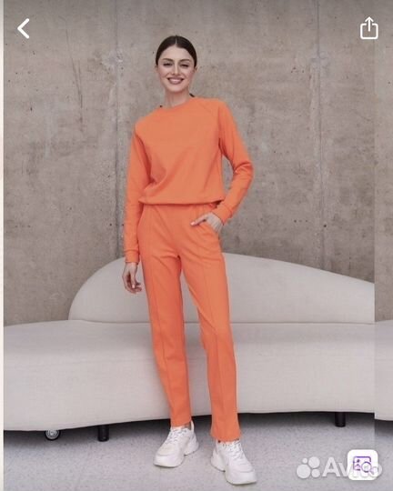 Костюм спортивный женский