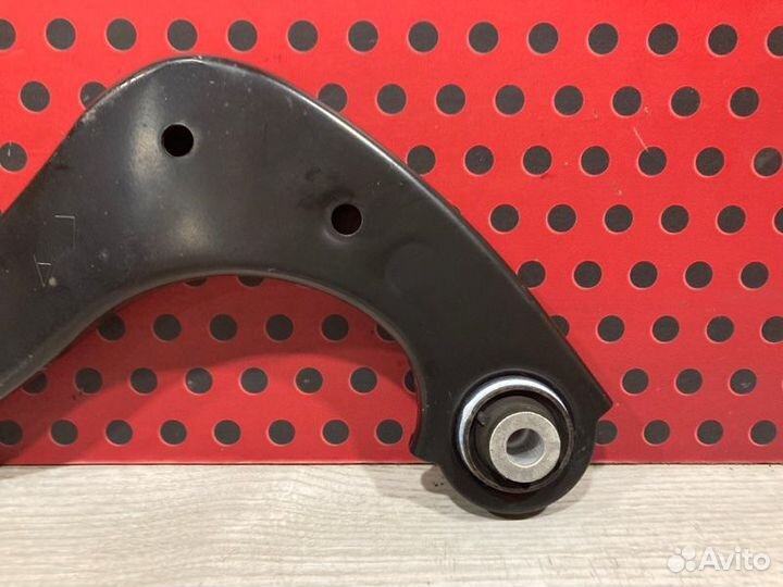 Рычаг задний левый Lexus Es axzh10 2019