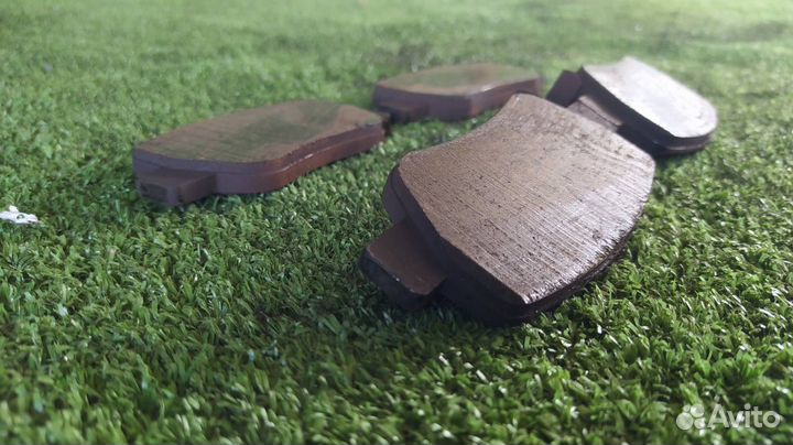 Колодки тормозные задние Toyota Avensis 272 3zrfae