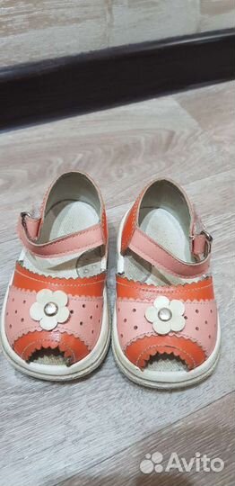 Сандалики для девочки