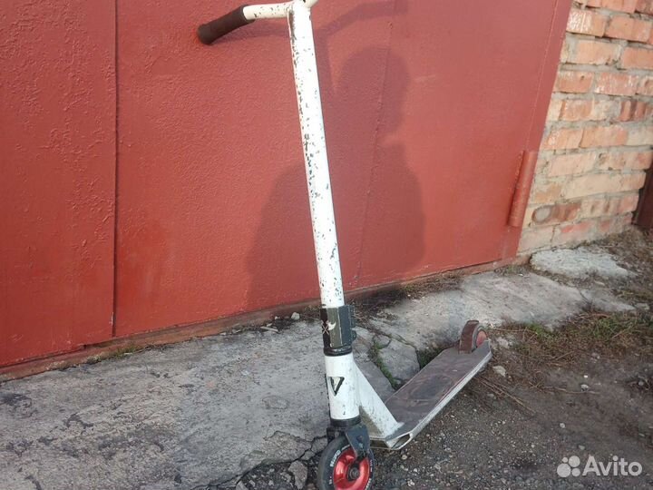 Трюковой самокат