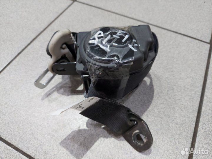 Ремень безопасности задний левый Nissan Note E12