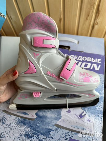 Коньки женские