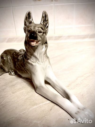 Фарфоровая статуэтка Овчарка лфз СССР