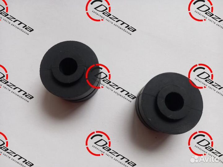 Isuzu 8942493460 Втулка крепления радиатора NQR71