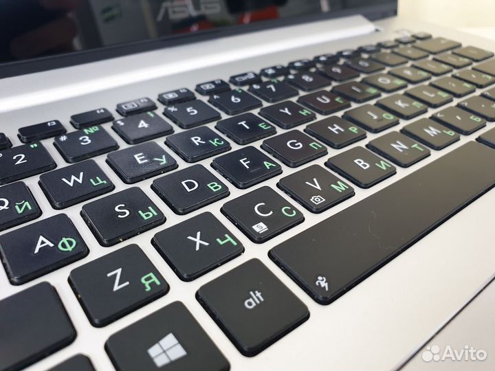 Ноутбук Asus Core i5, SSD 256Gb, ресурс акб 100