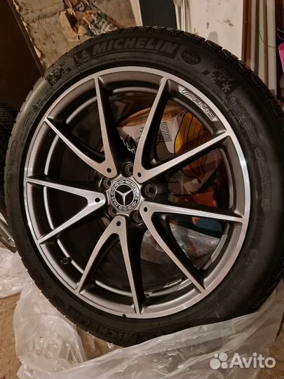 4 зимних резины 295/35 R19 лит диск AMG 4 штуки