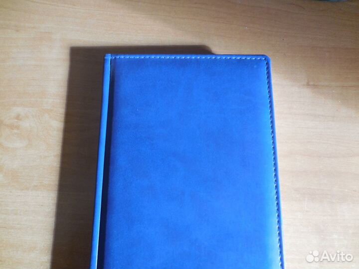 Ежедневник кожазаменитель