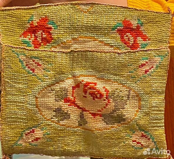 Газетница настенная вышивка винтаж