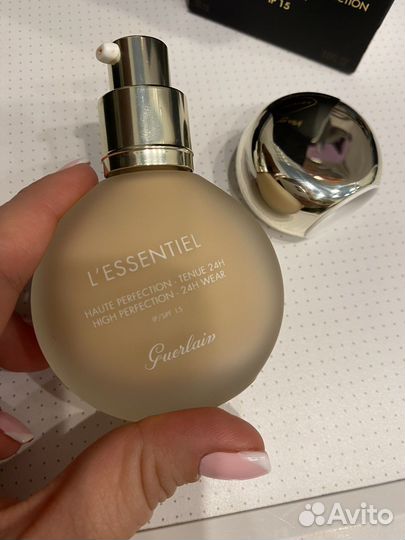 Тональное средство Guerlain l'essentiel