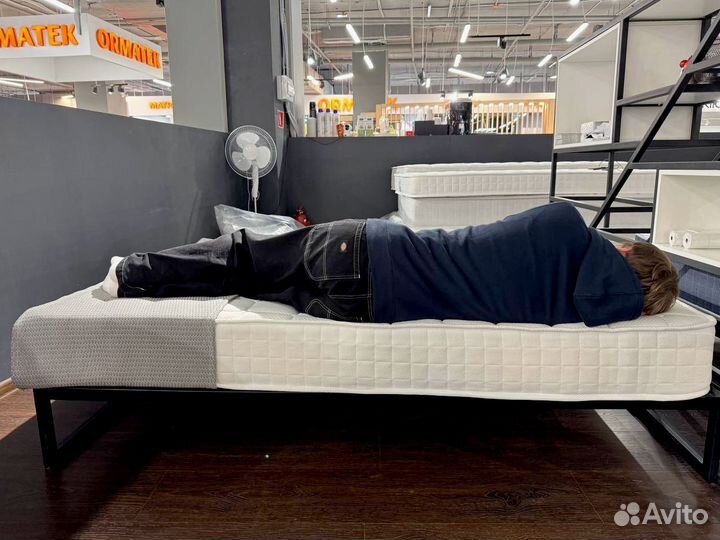 Матрас новый 90х200