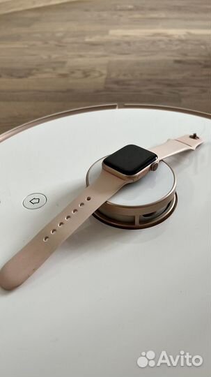 Apple Watch Series 4, 40 мм