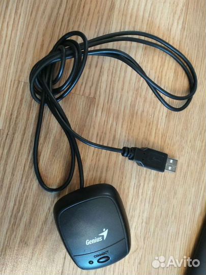 Беспроводная клавиатура и мышка Genius