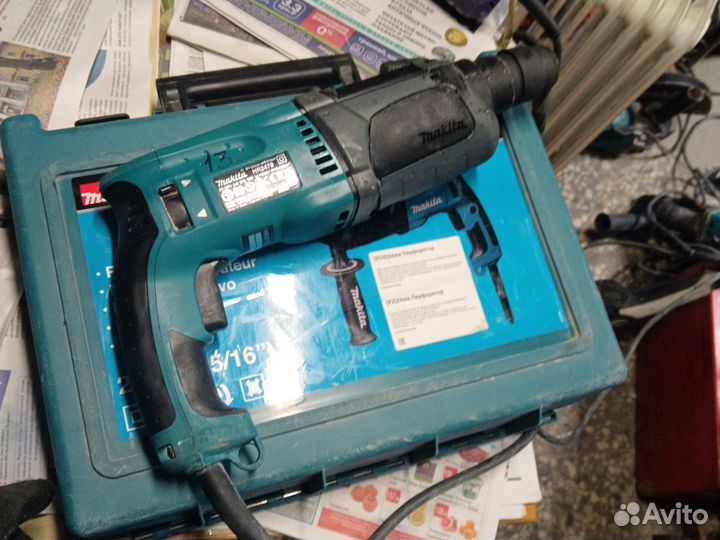 Перфоратор Makita HR2470 с дефектом