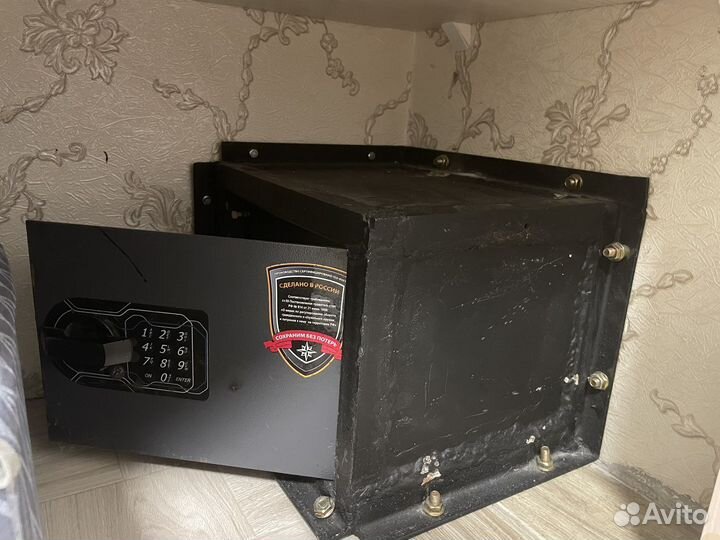 Сейф электронный