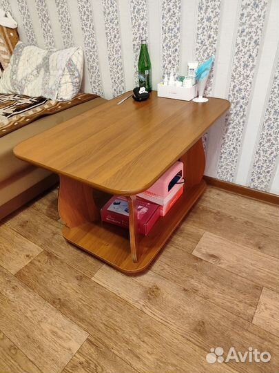 Журнальный столик бу