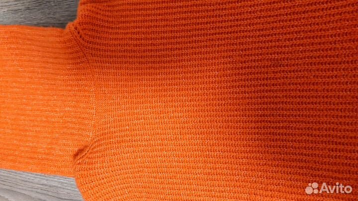 Свитер М L женский оранжевый оверсайз