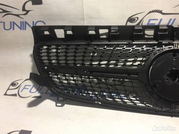 Решетка радиатора Mercedes w176 a176 AMG дорестайл