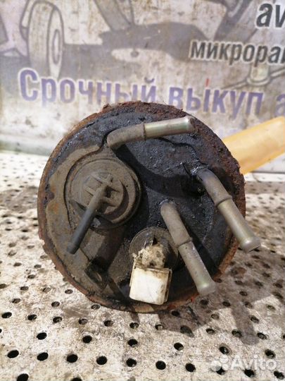 Насос топливный Mazda Xedos 9