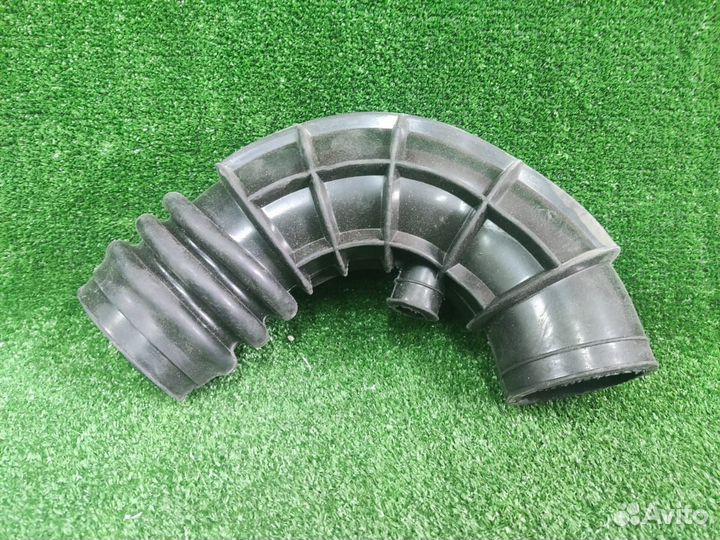 Патрубок воздушного фильтра ваз 2109 2110 2114 8кл