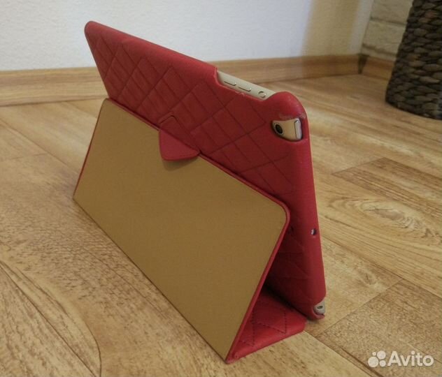 Кожаный чехол на iPad