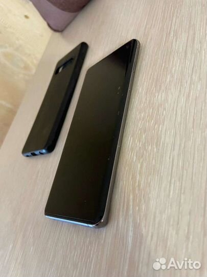 Телефон Samsung s10 128gb