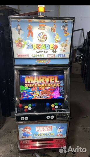 Аркадный автомат (в металлическом корпусе)