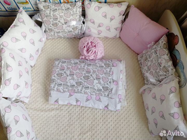 Бортики в кроватку